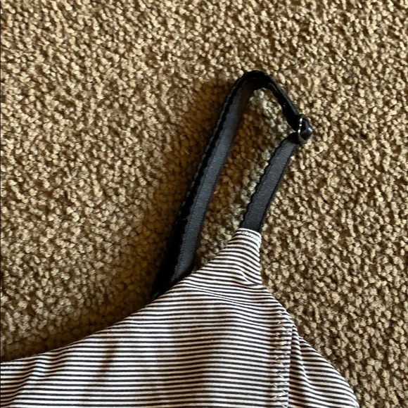 •Lululemon Athletica Tank Top• - Picture 3 of 5